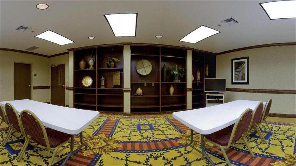 Hotel Express & Biloxi- By Ihg