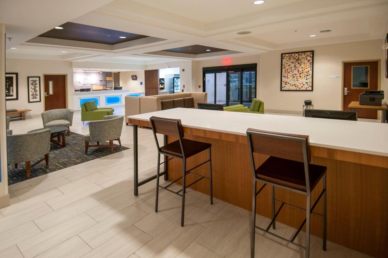Express & Biloxi- By Ihg