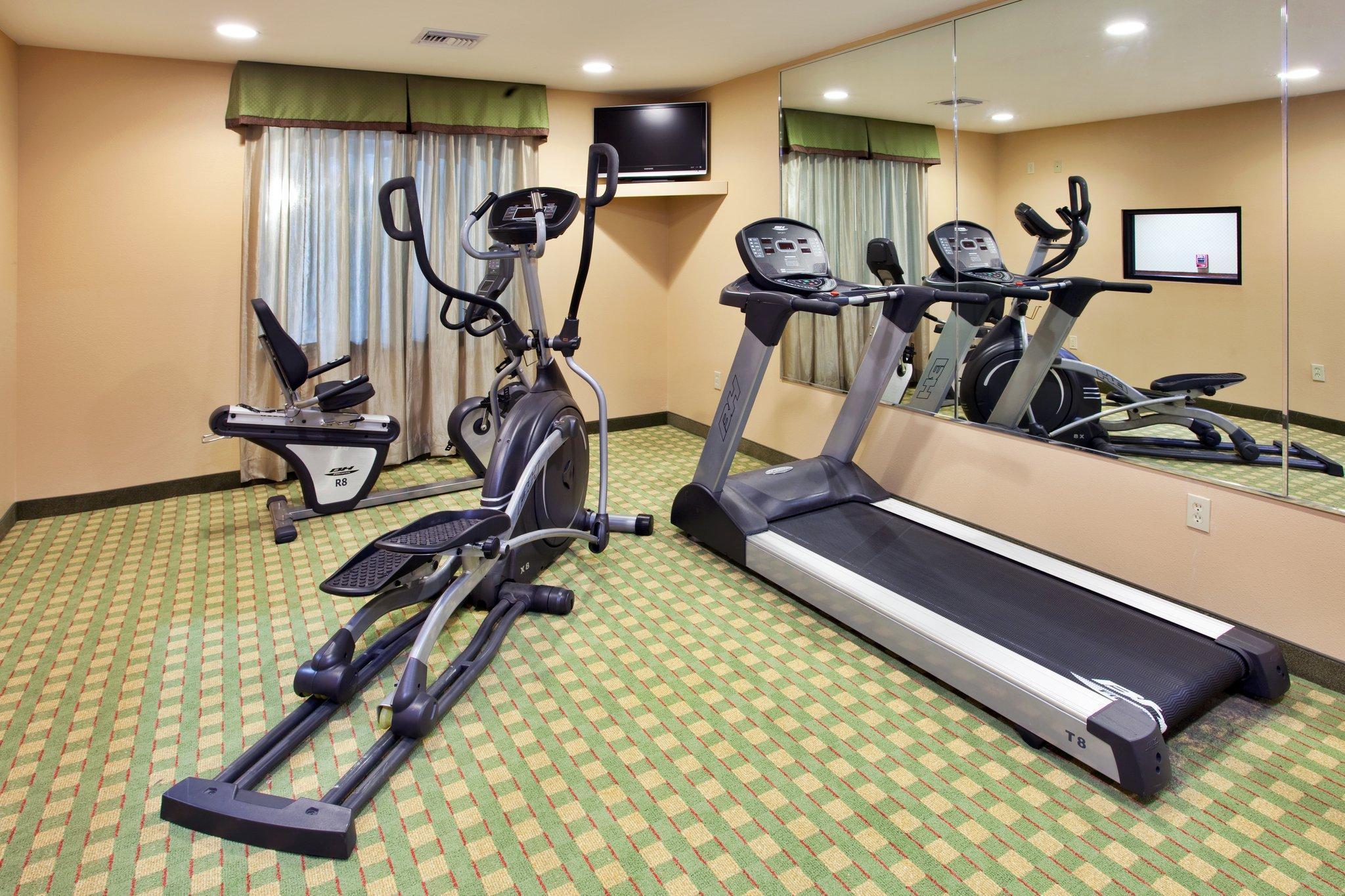 Express & Biloxi- By Ihg Hotel 3*