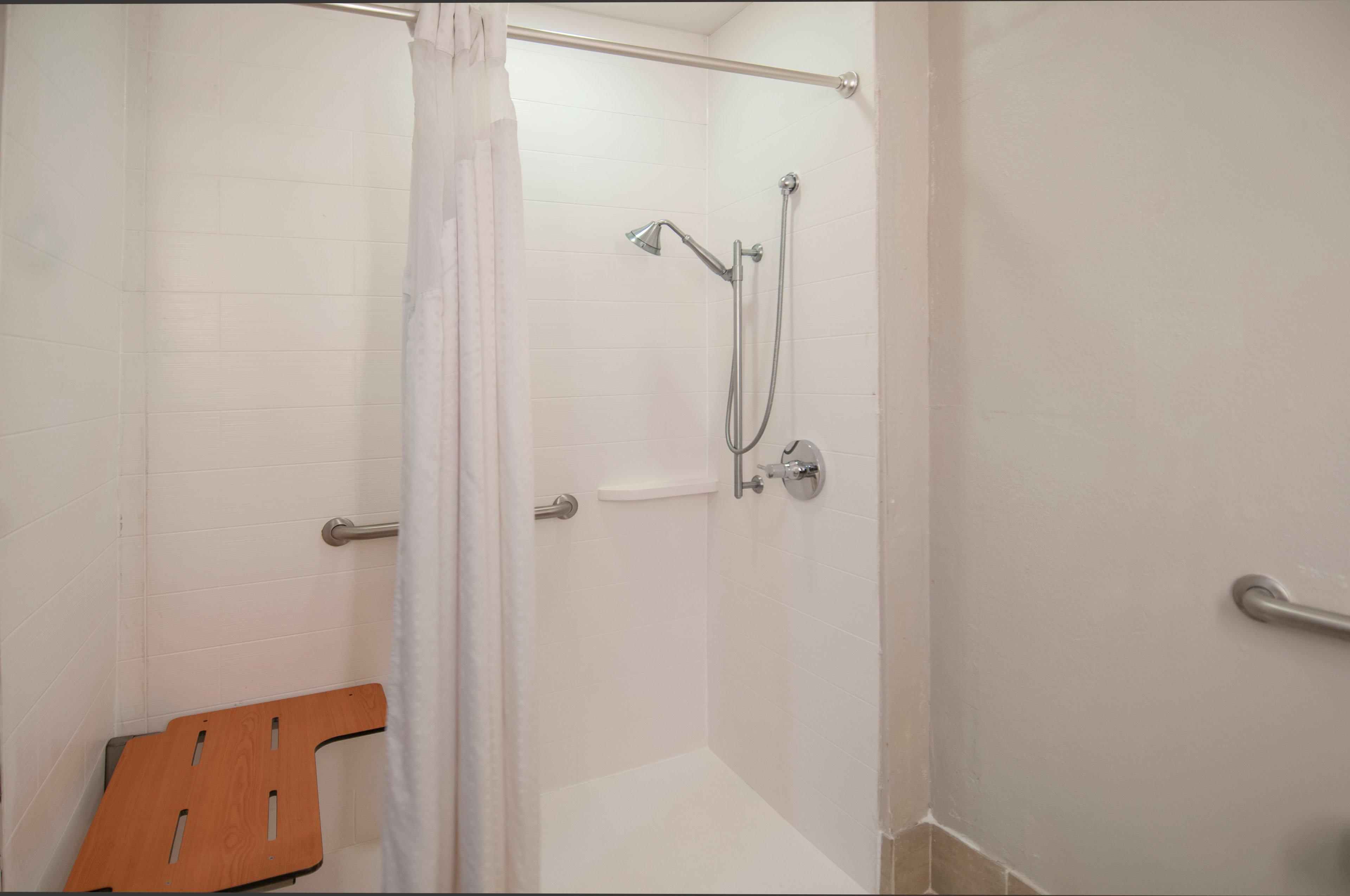 Express & Biloxi- By Ihg 3*