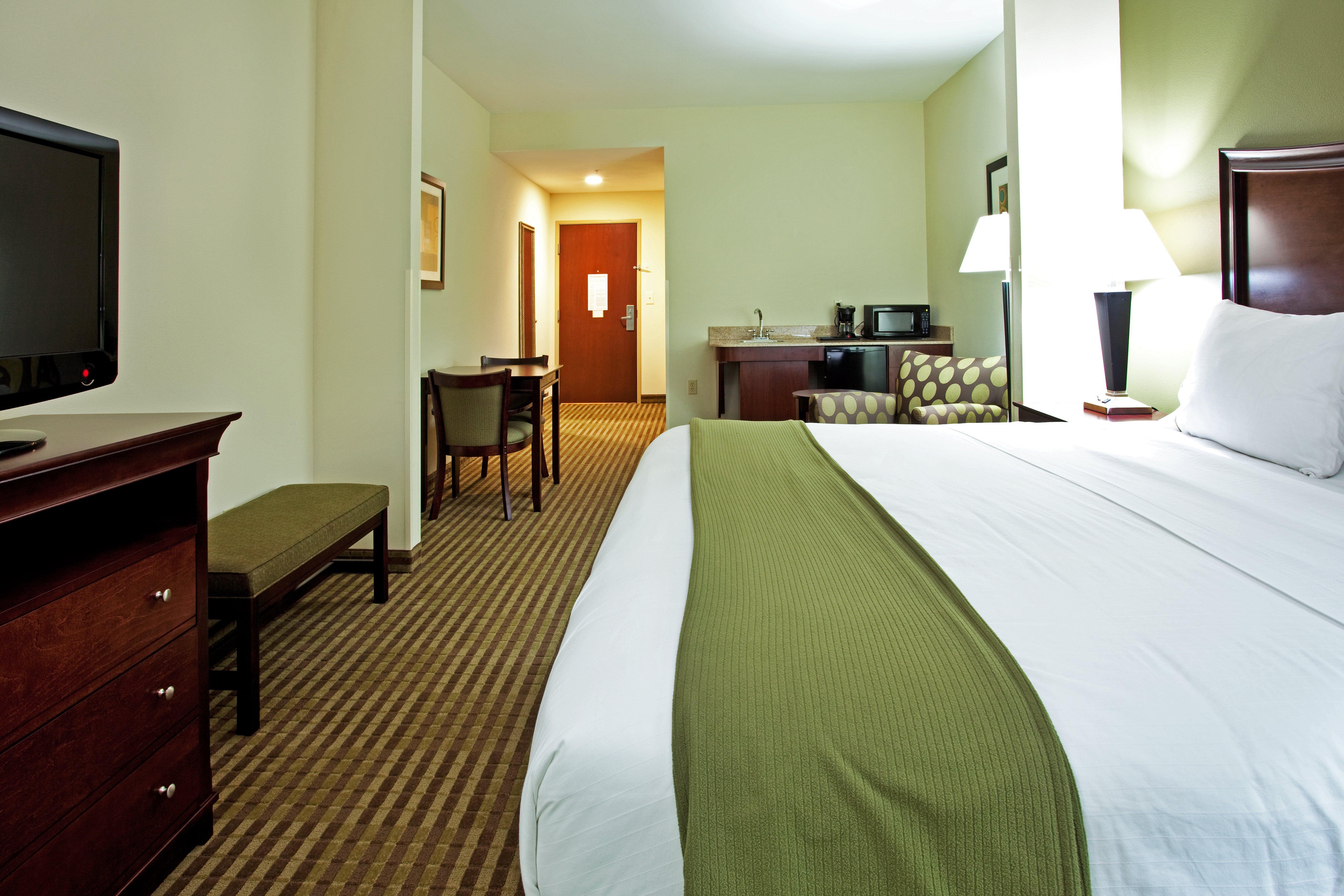 Express & Biloxi- By Ihg 3* Ocean Springs
