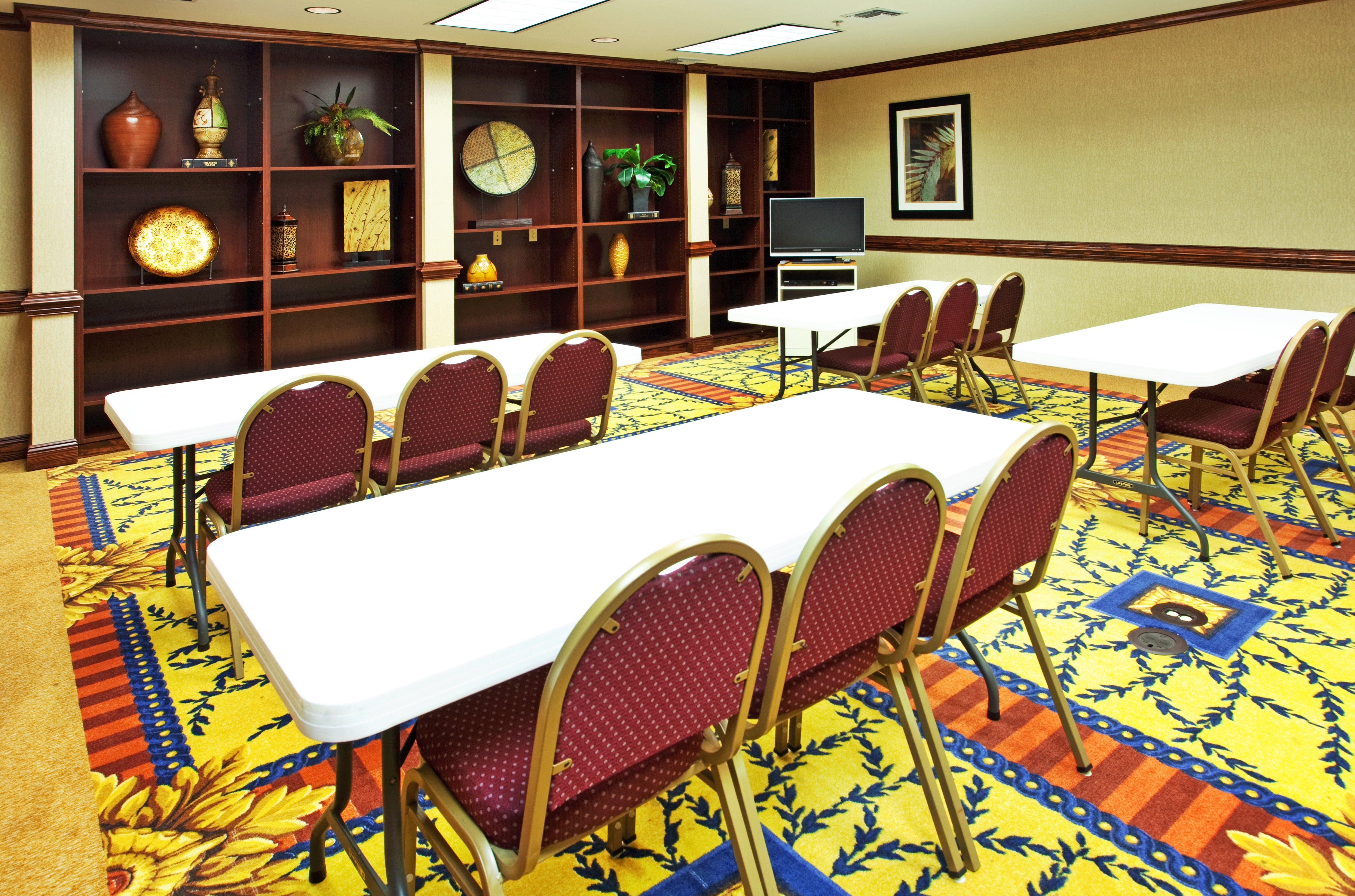 Hotel Express & Biloxi- By Ihg 3*
